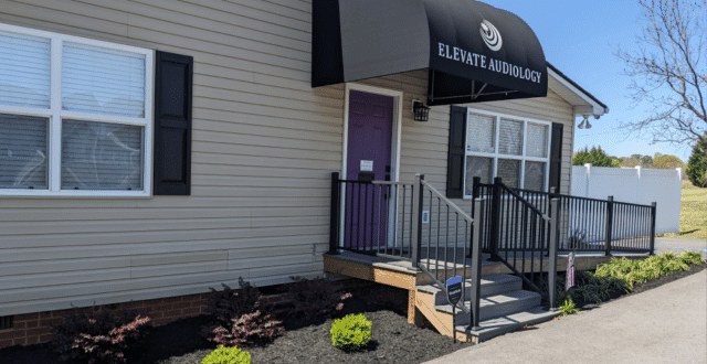 Elevate Audiology Easley office storefront